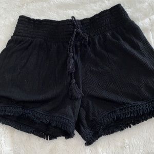 High wasted black vacation shorts